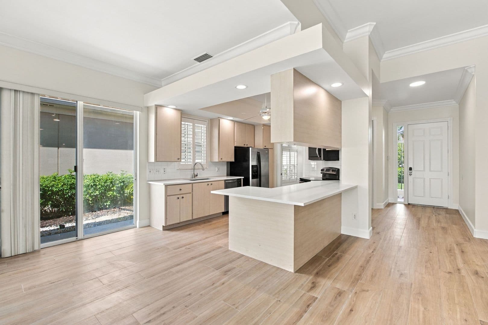 Naples House: 3440 Donoso Court