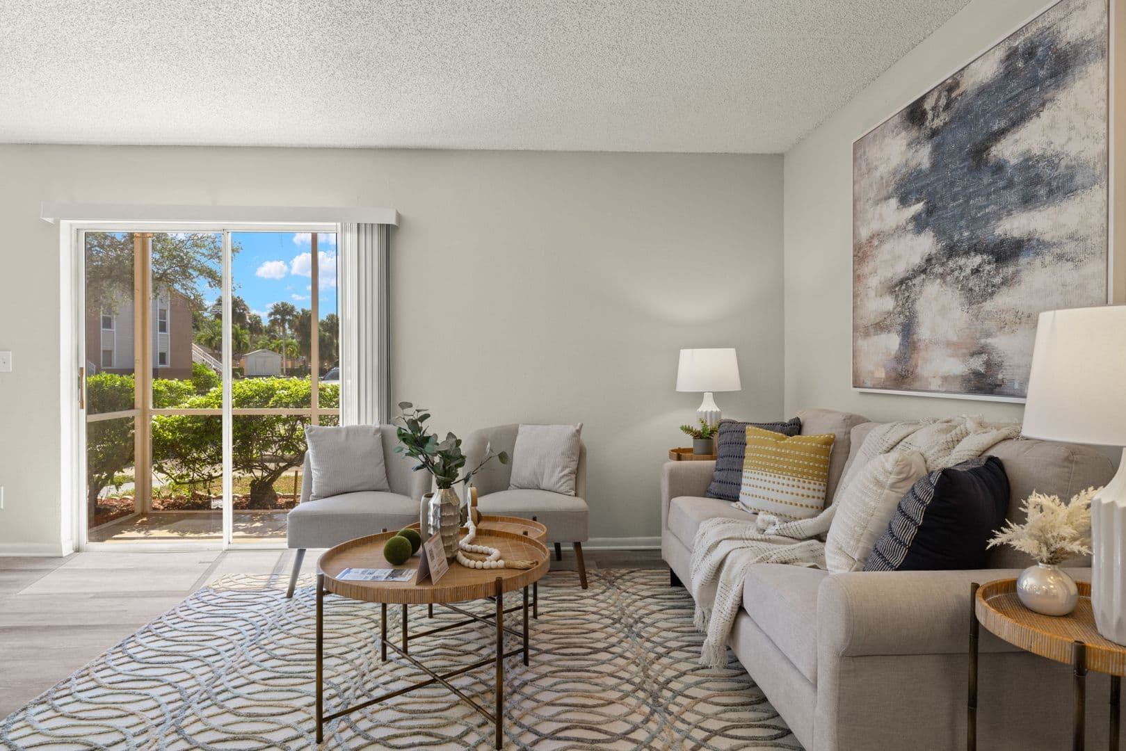 Naples Apartment: 4539 Coral Palms Ln