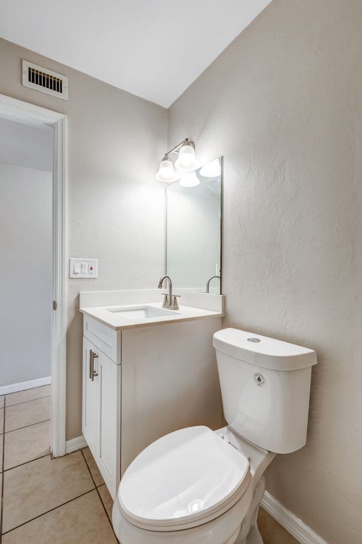 Naples Apartment: 5270 16th Pl SW