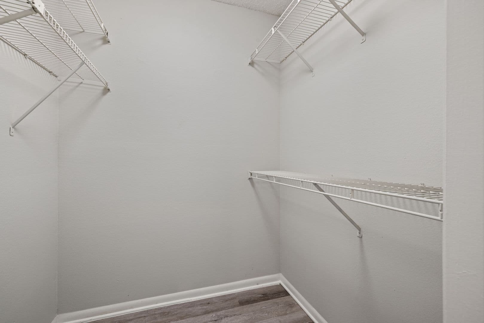 Naples Apartment: 4539 Coral Palms Ln