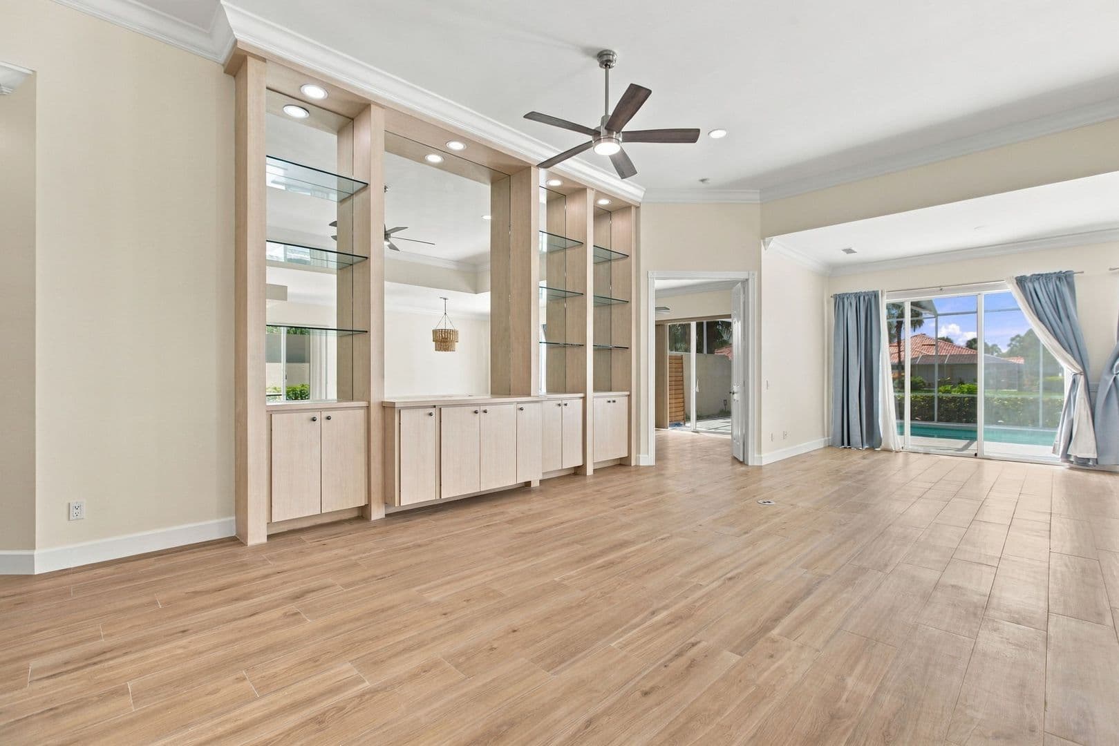 Naples House: 3440 Donoso Court