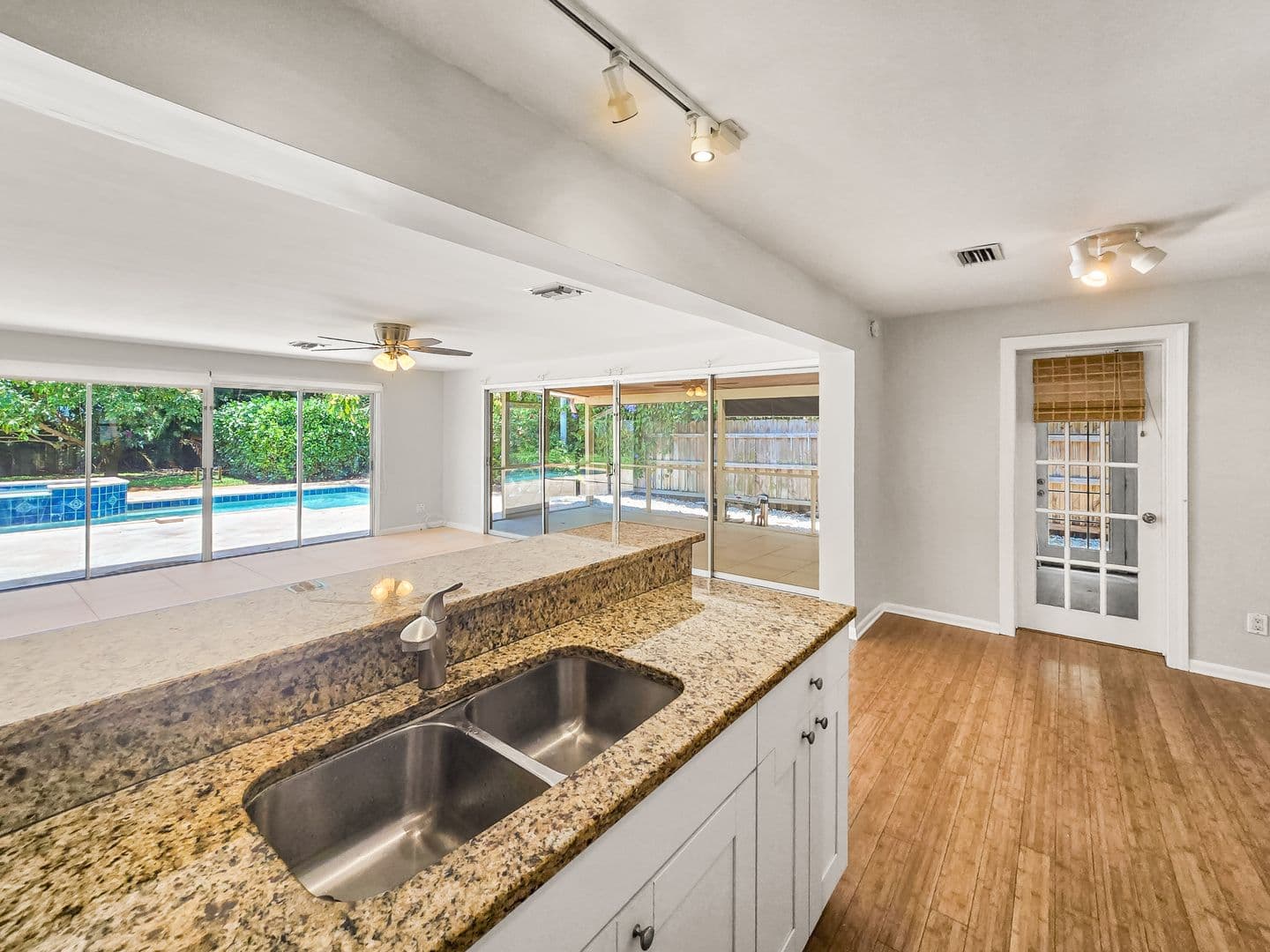 Naples House: 1189 Royal Palm Drive
