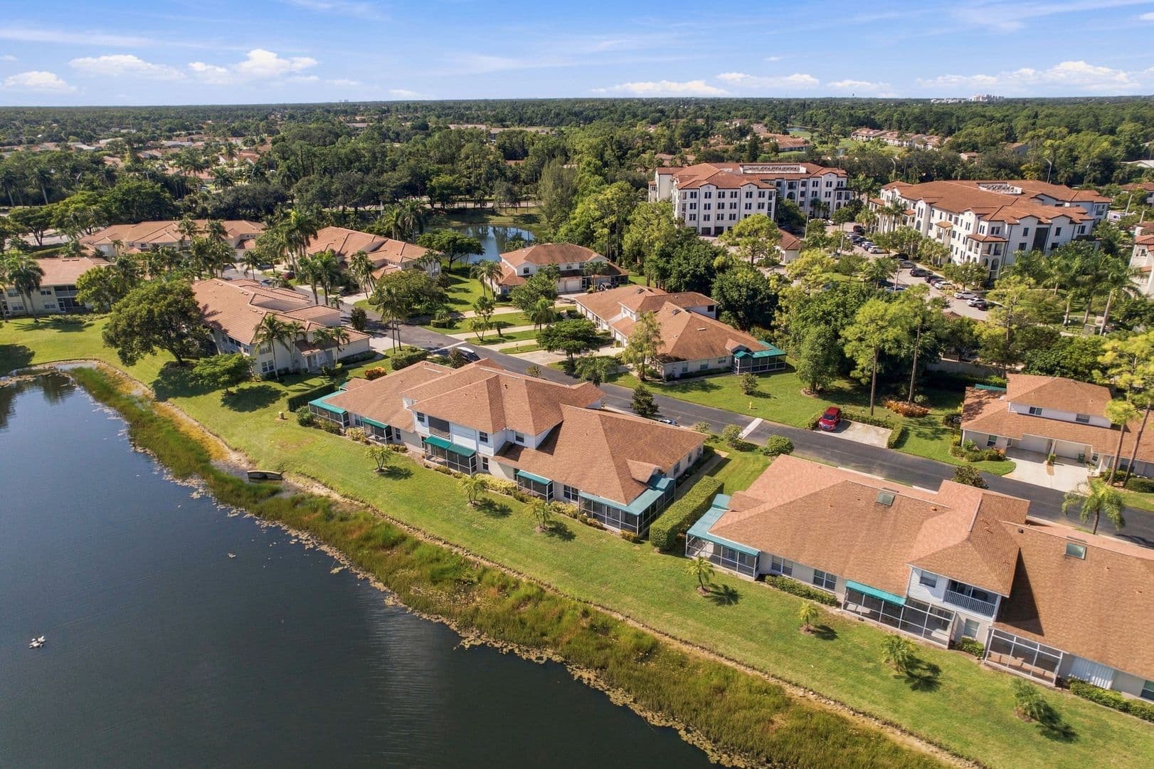 Naples Townhome: 367 Dover Place