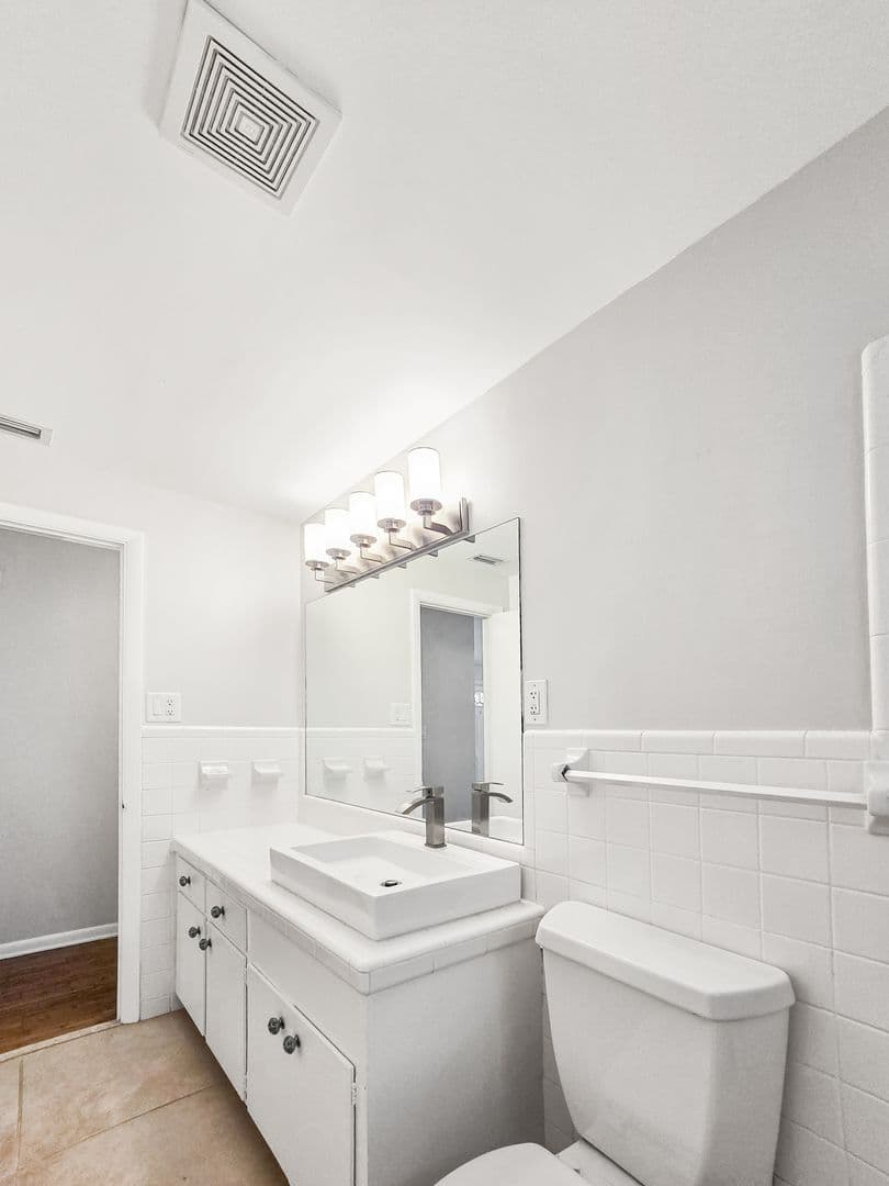 Naples House: 1189 Royal Palm Drive