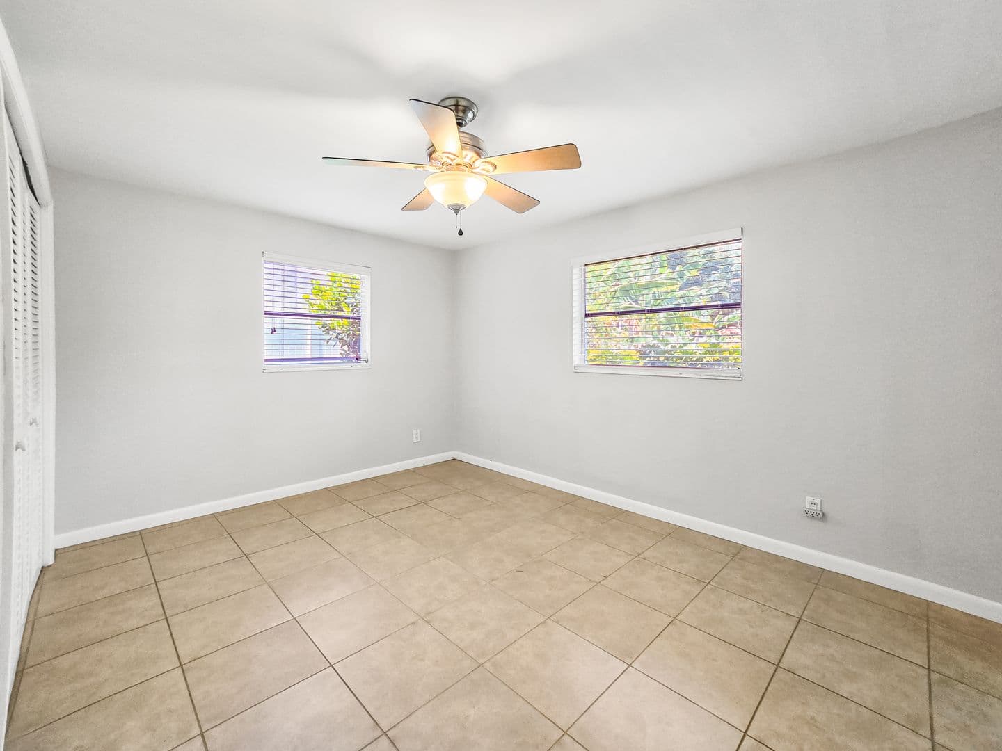 Naples House: 1189 Royal Palm Drive