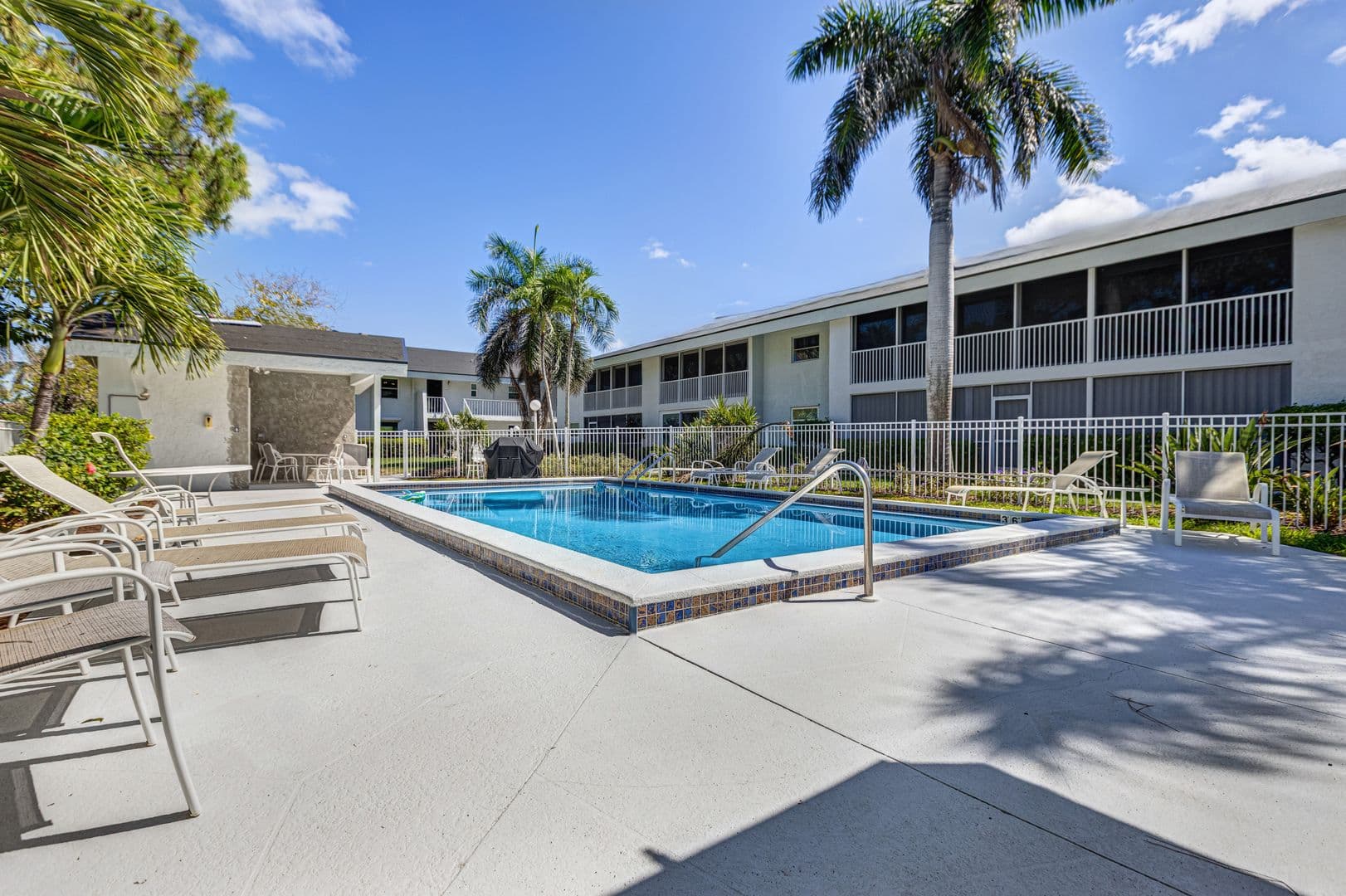 Naples Condo: 4126 Belair Lane