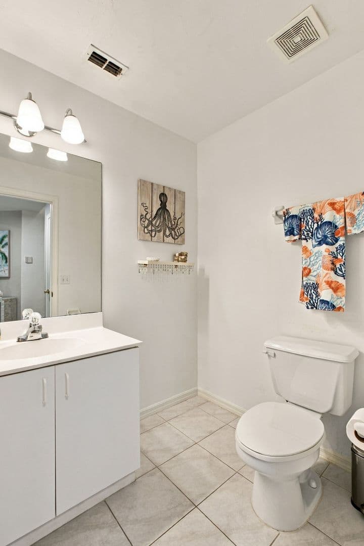 Naples Townhome: 367 Dover Place