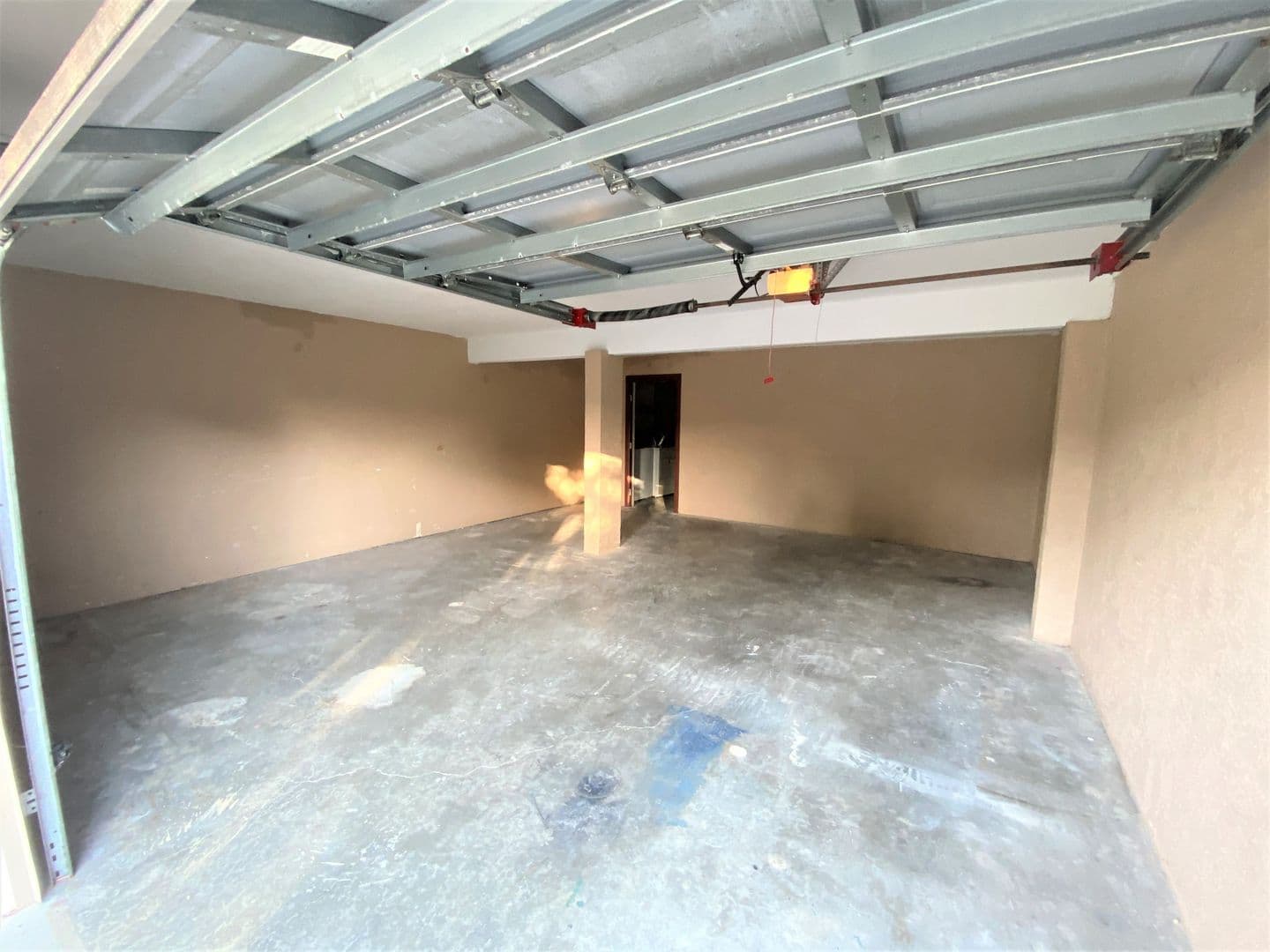 Naples Apartment: 2923 Gordon St