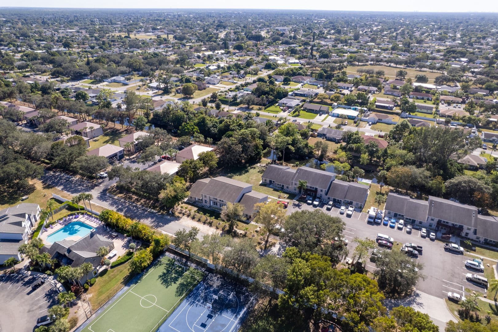 Naples Apartment: 5270 16th Pl SW