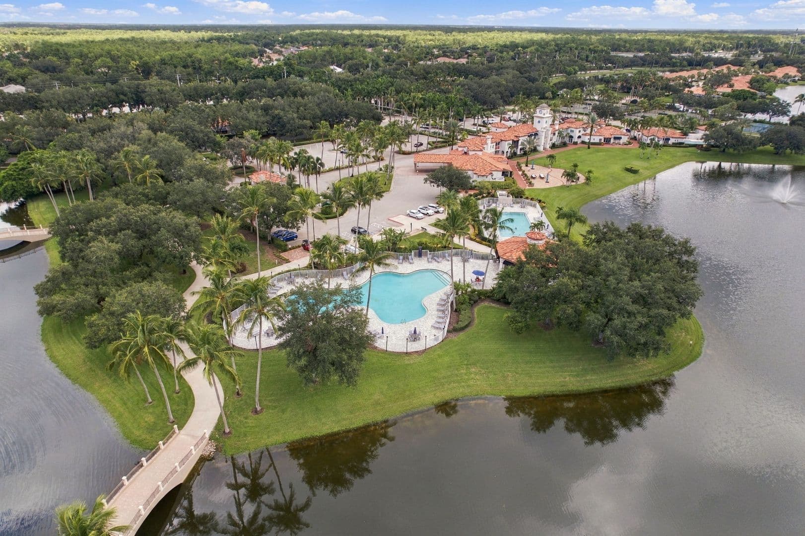 Naples House: 3440 Donoso Court