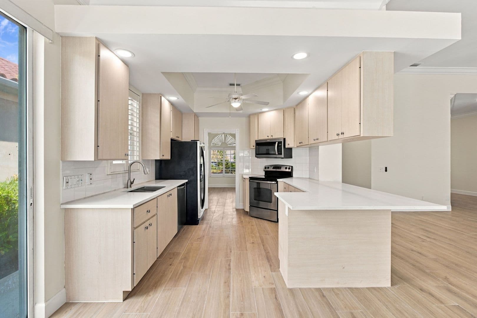 Naples House: 3440 Donoso Court