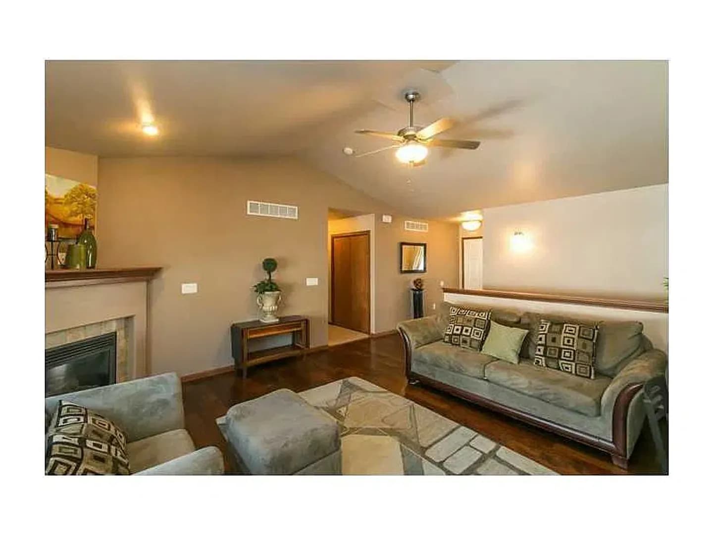 Iowa City House: 894 McCollister Ct