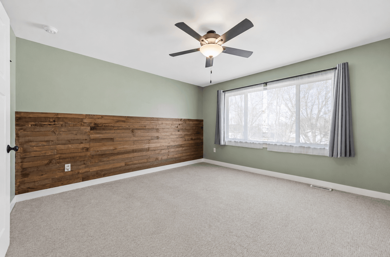Solon House: 901 David Dr