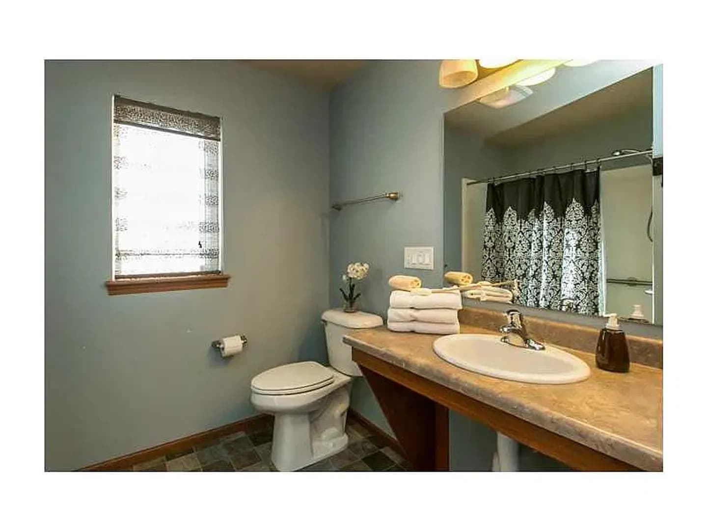 Iowa City House: 894 McCollister Ct