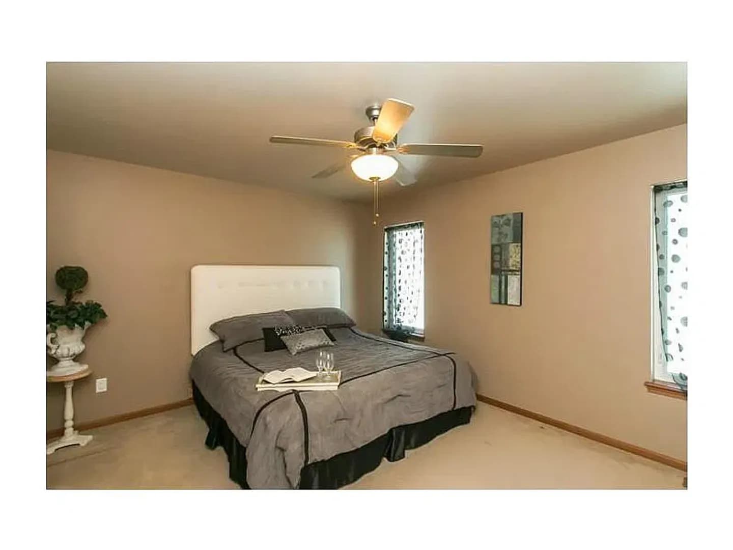 Iowa City House: 894 McCollister Ct
