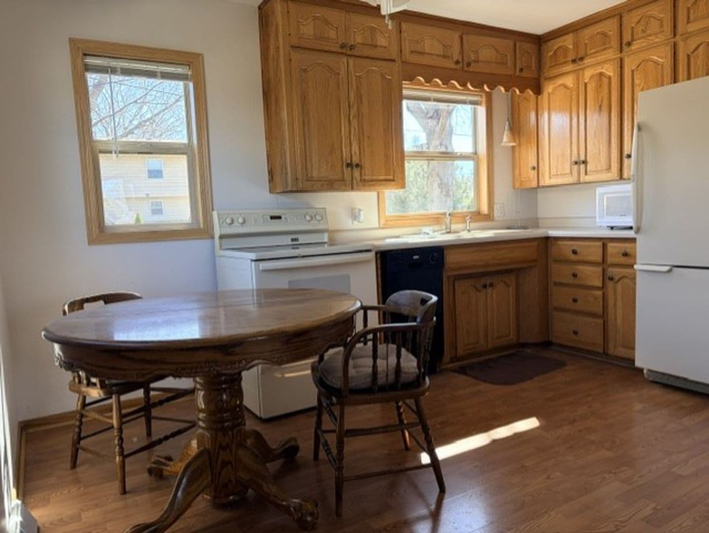 Waterloo House: 1132 Lidner Dr