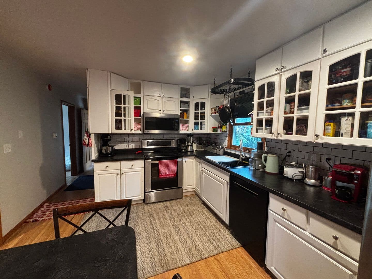 Cedar Falls House: 3716 Knoll Ridge Dr