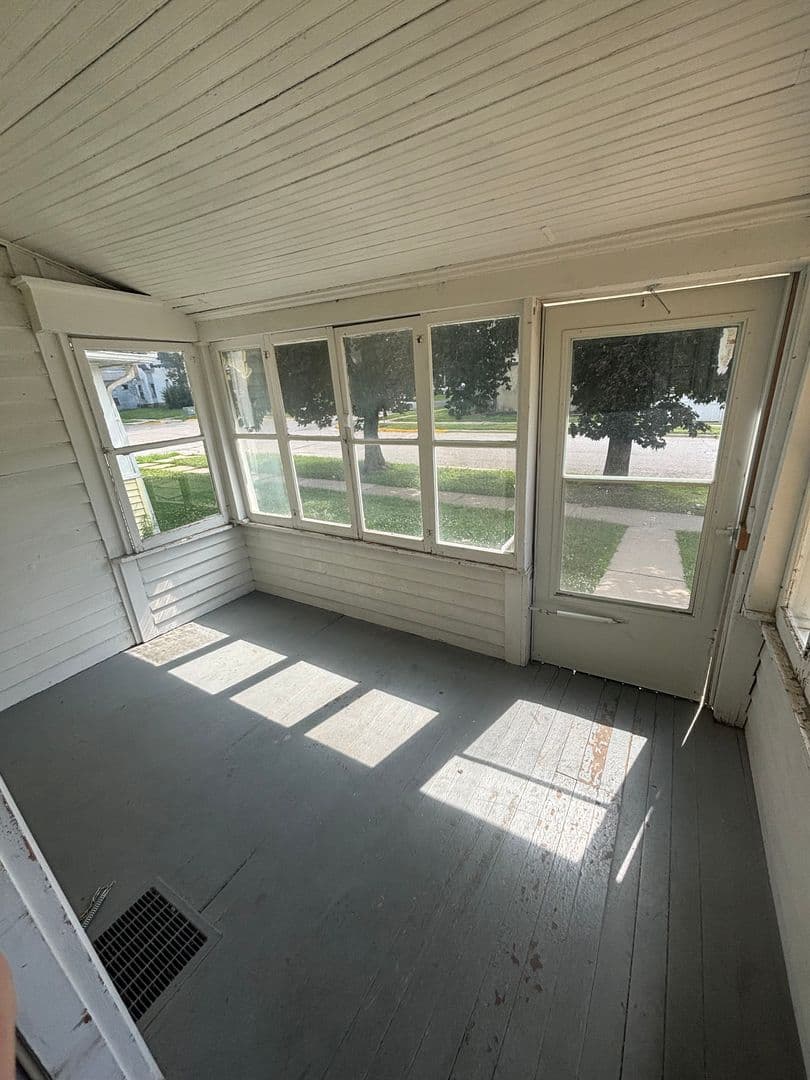 Cedar Falls Multiplex: 2403 Walnut Street