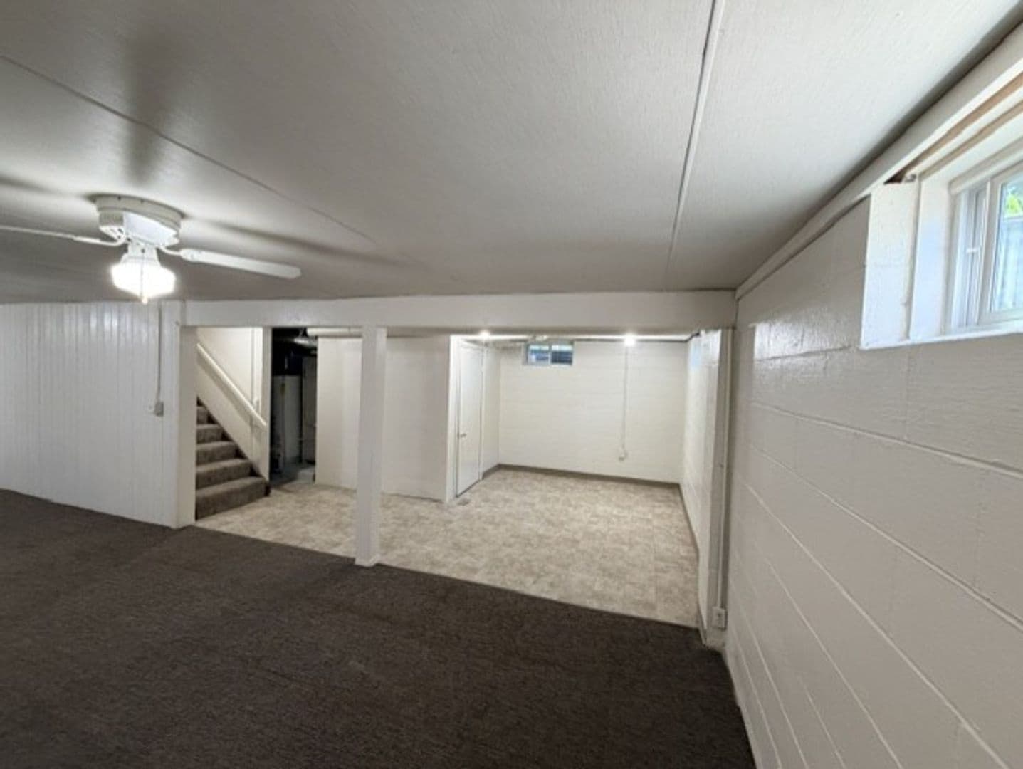 Waterloo House: 1132 Lidner Dr