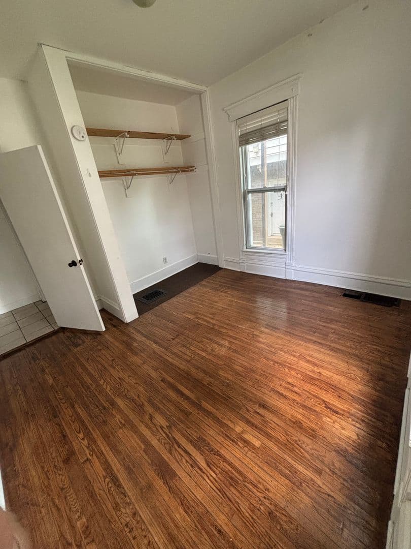Cedar Falls Apartment: 2503 Olive Street