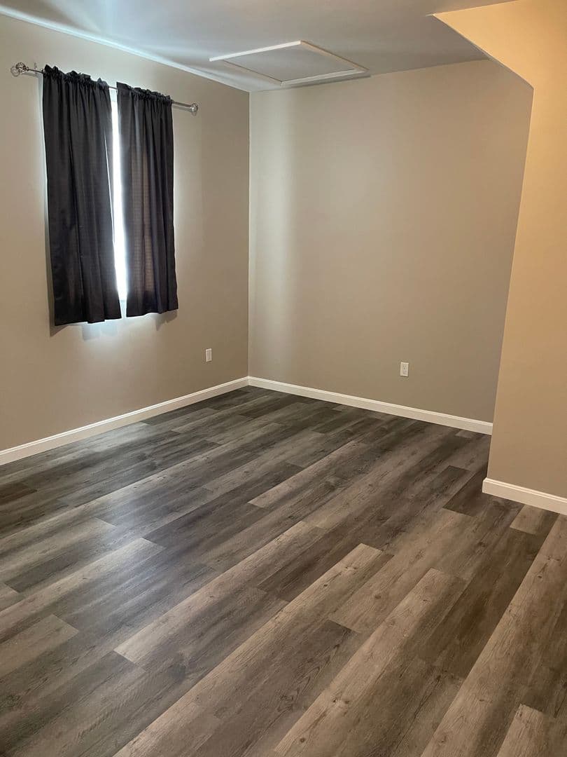 Tilton Apartment: 258 Main Street