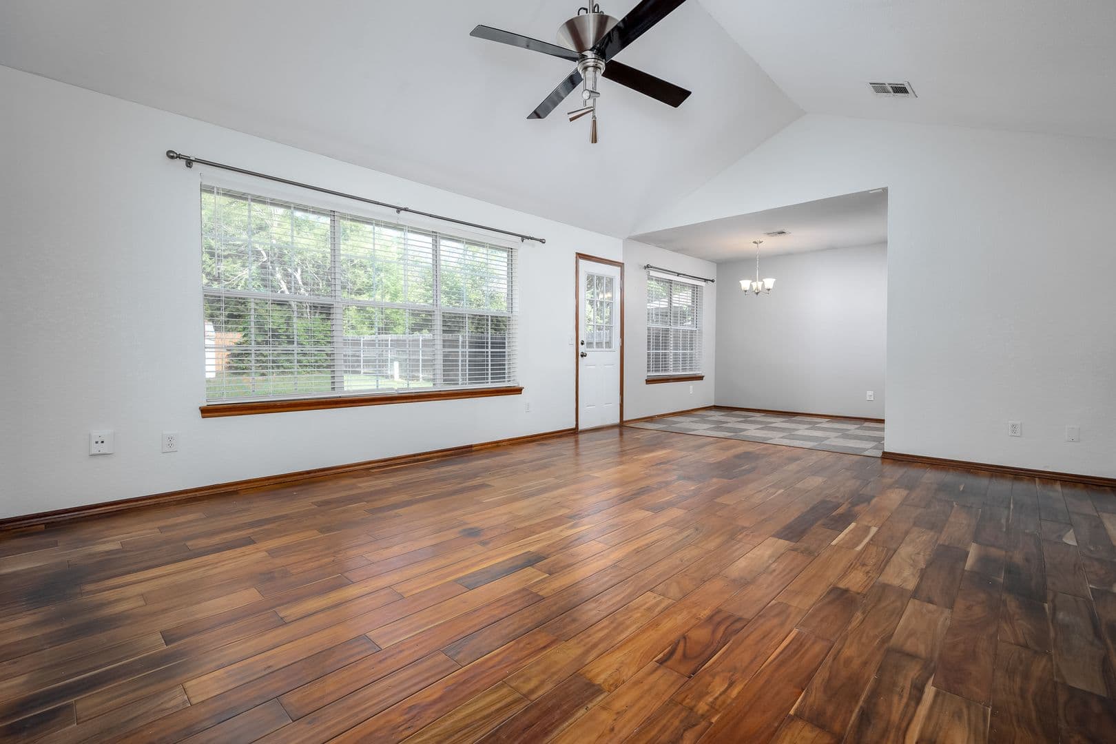 Norman House: 424 Crest Pl.