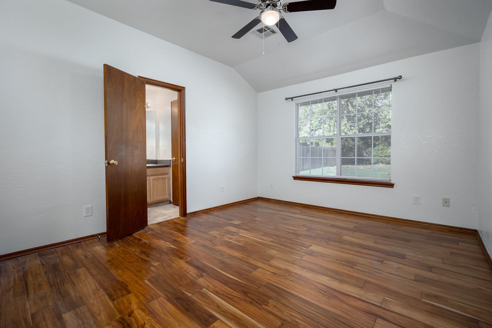 Norman House: 424 Crest Pl.
