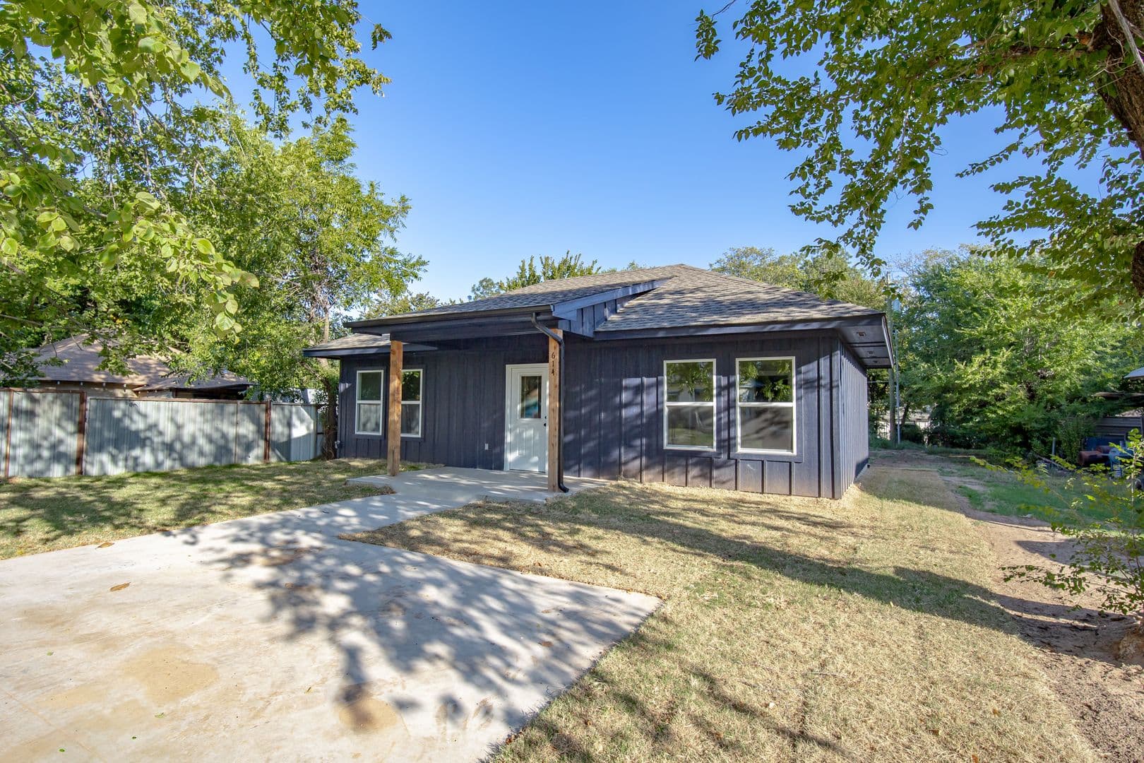 El Reno House: 614 W Rogers