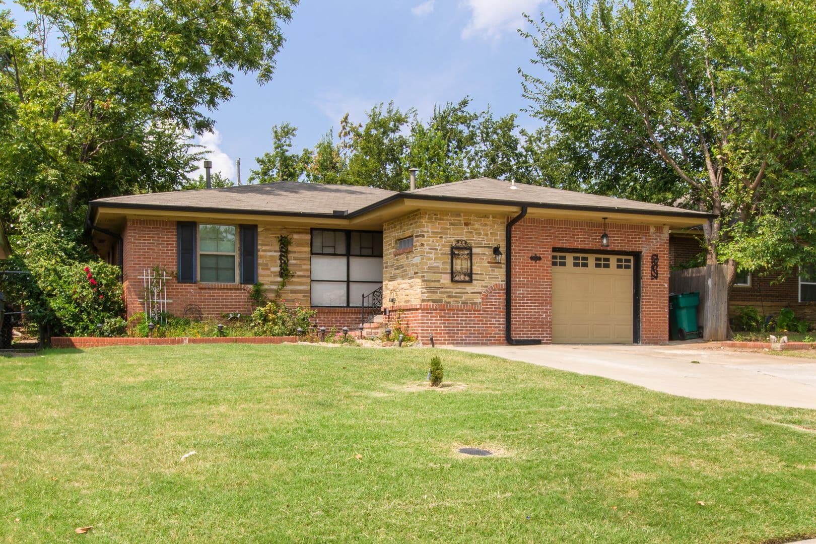 Oklahoma City House: 2929 N Utah Ave