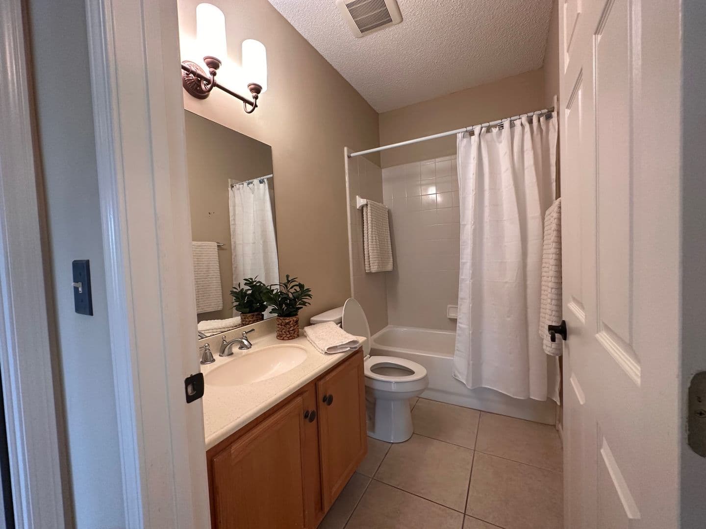 Fernandina Beach Condo: 1601 Nectarine #D7