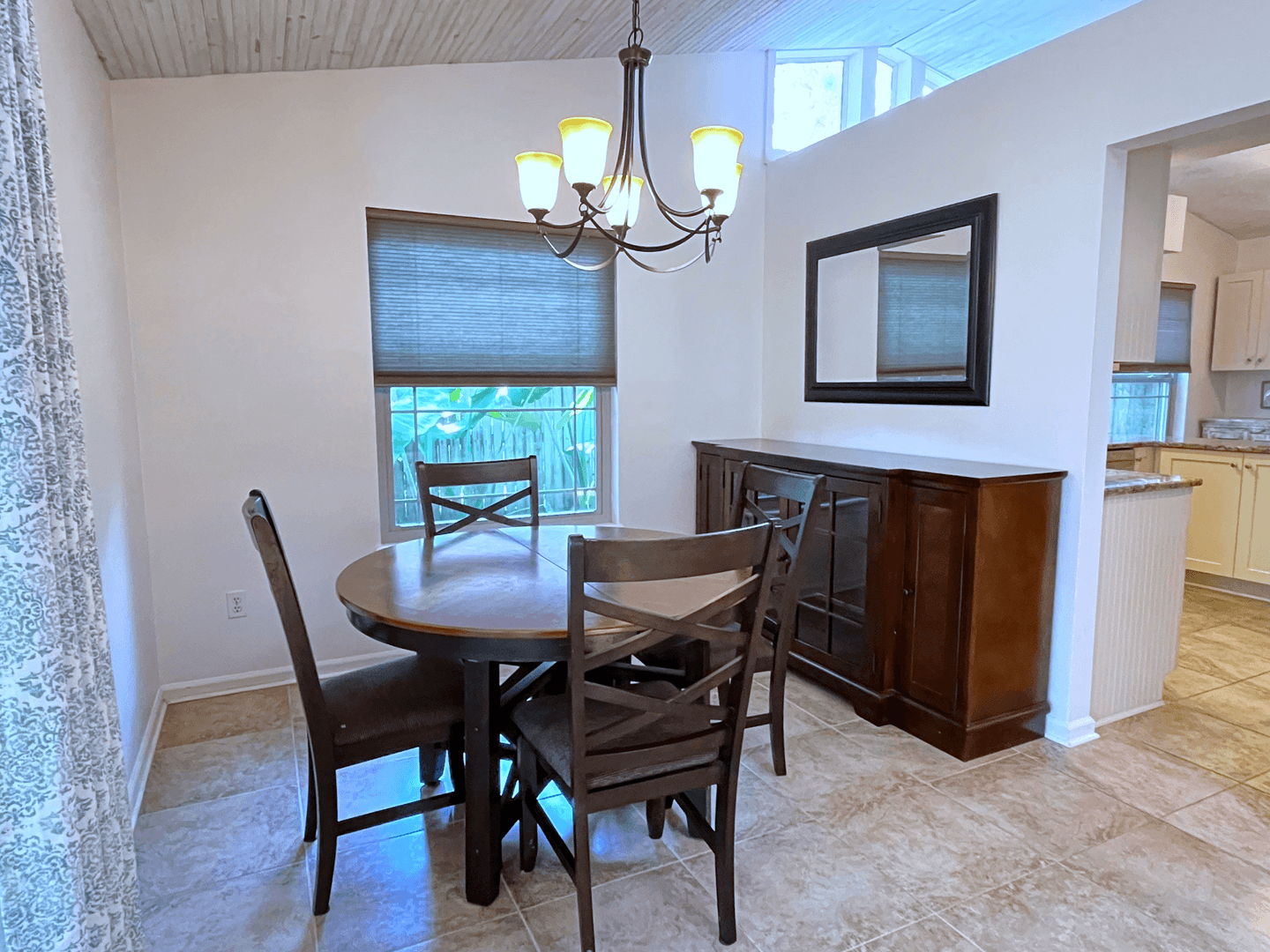 Fernandina Beach House: 2212 Will Hardee Rd.