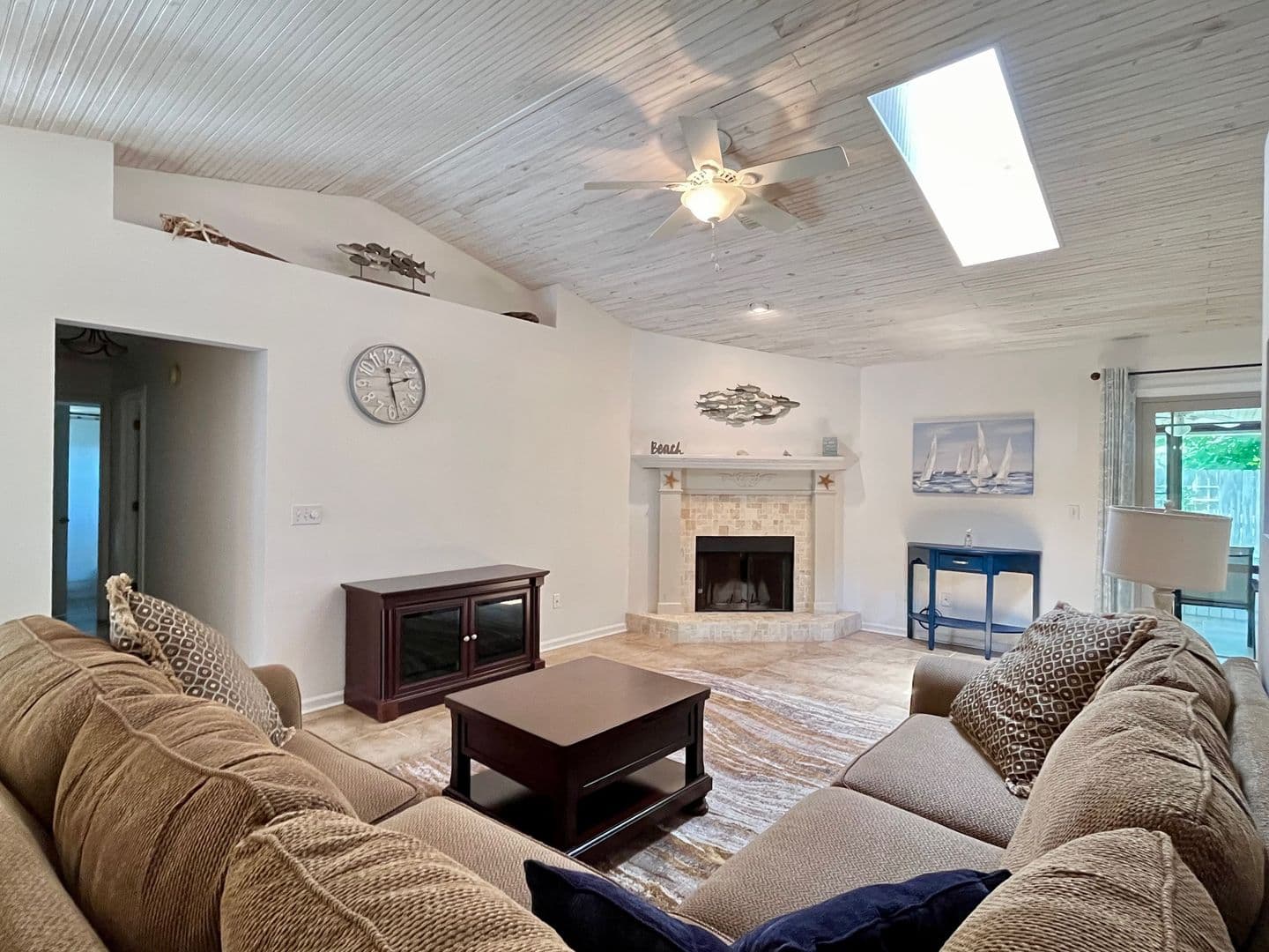 Fernandina Beach House: 2212 Will Hardee Rd.