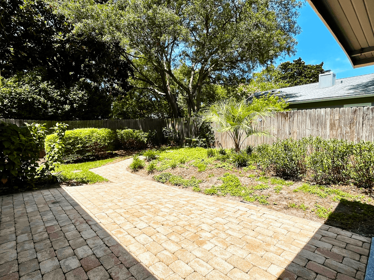 Fernandina Beach House: 2212 Will Hardee Rd.