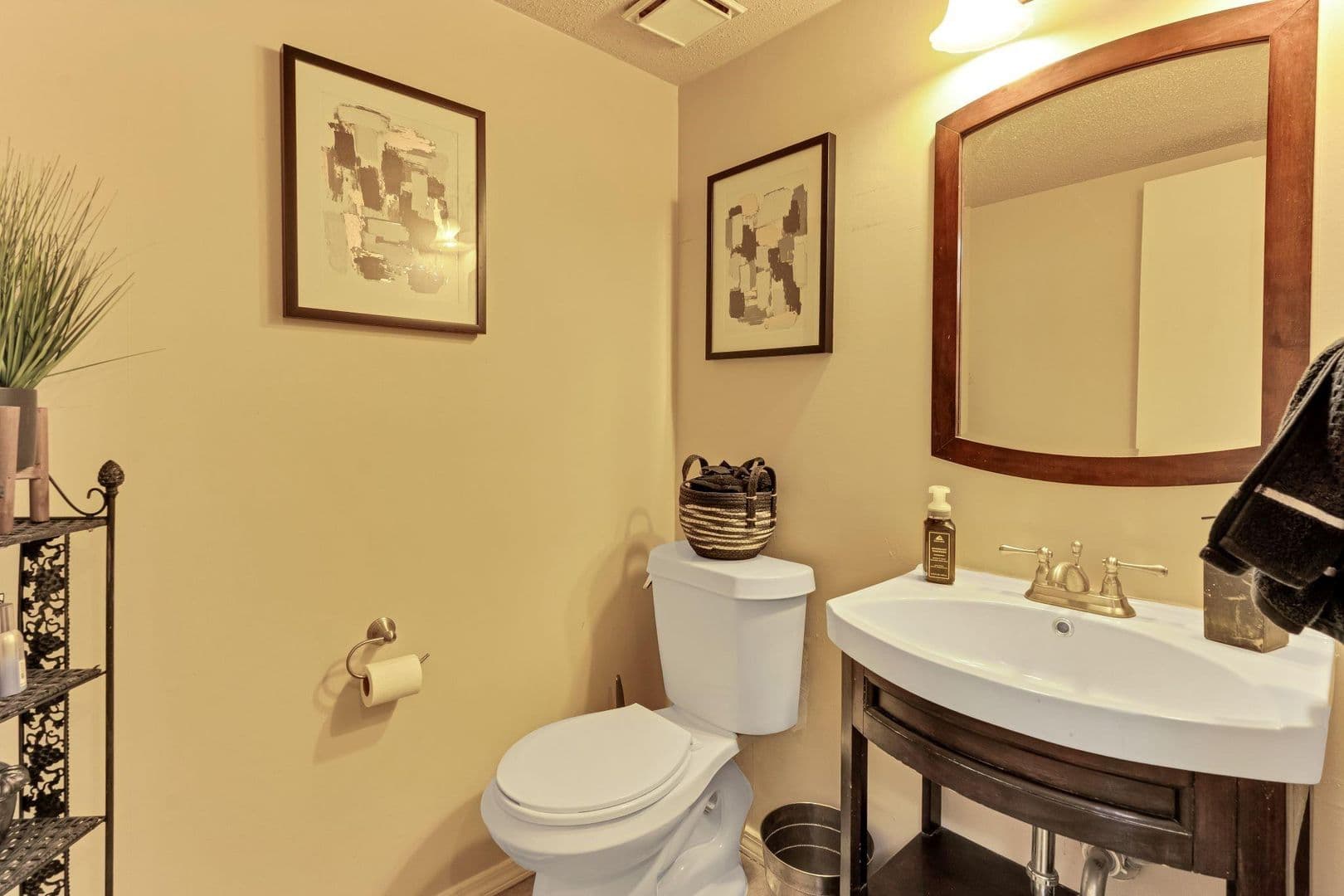 Rowlett House: 4018 Smartt Street