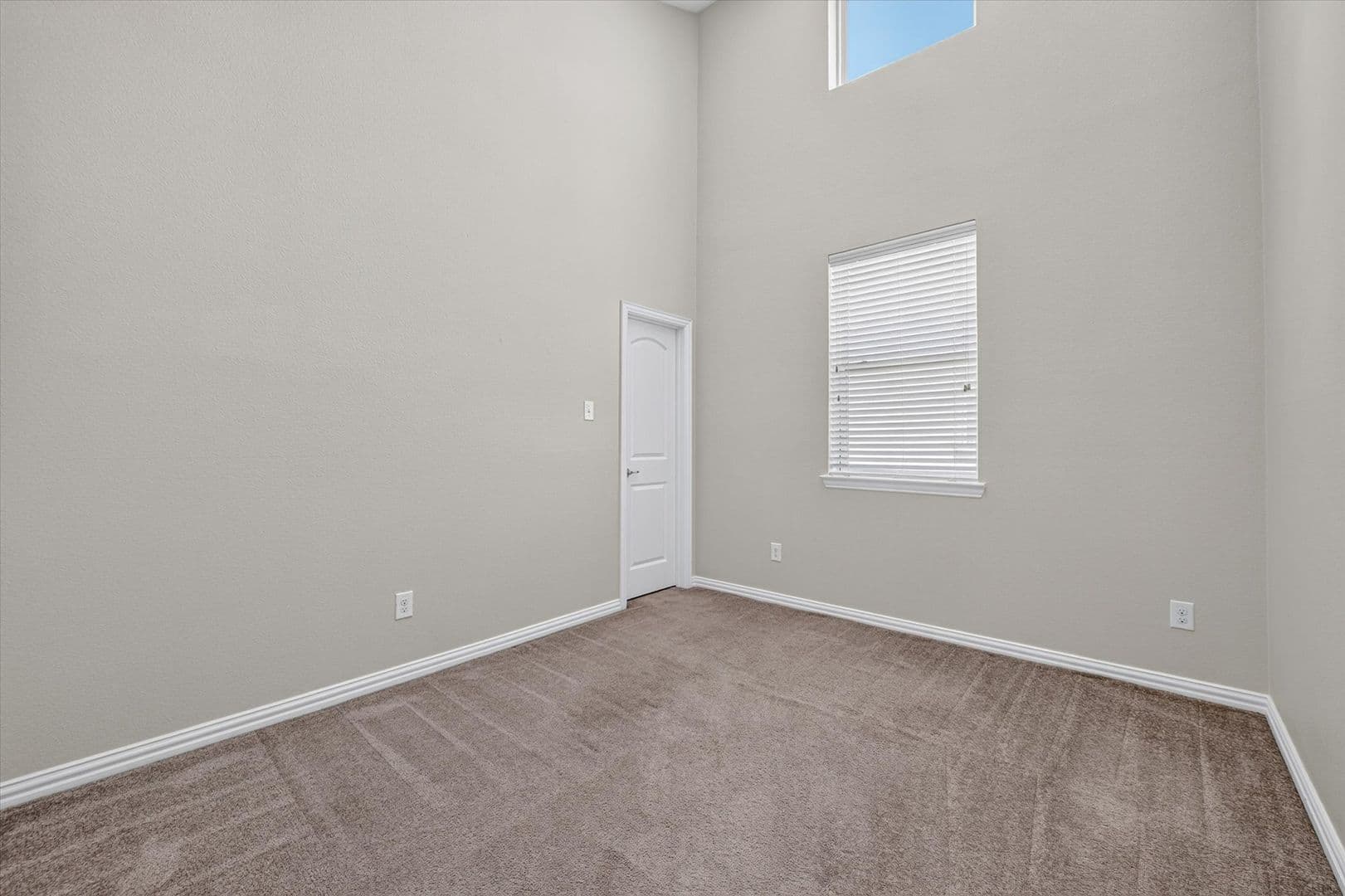 Irving Townhome: 1912 Bethlehem Street