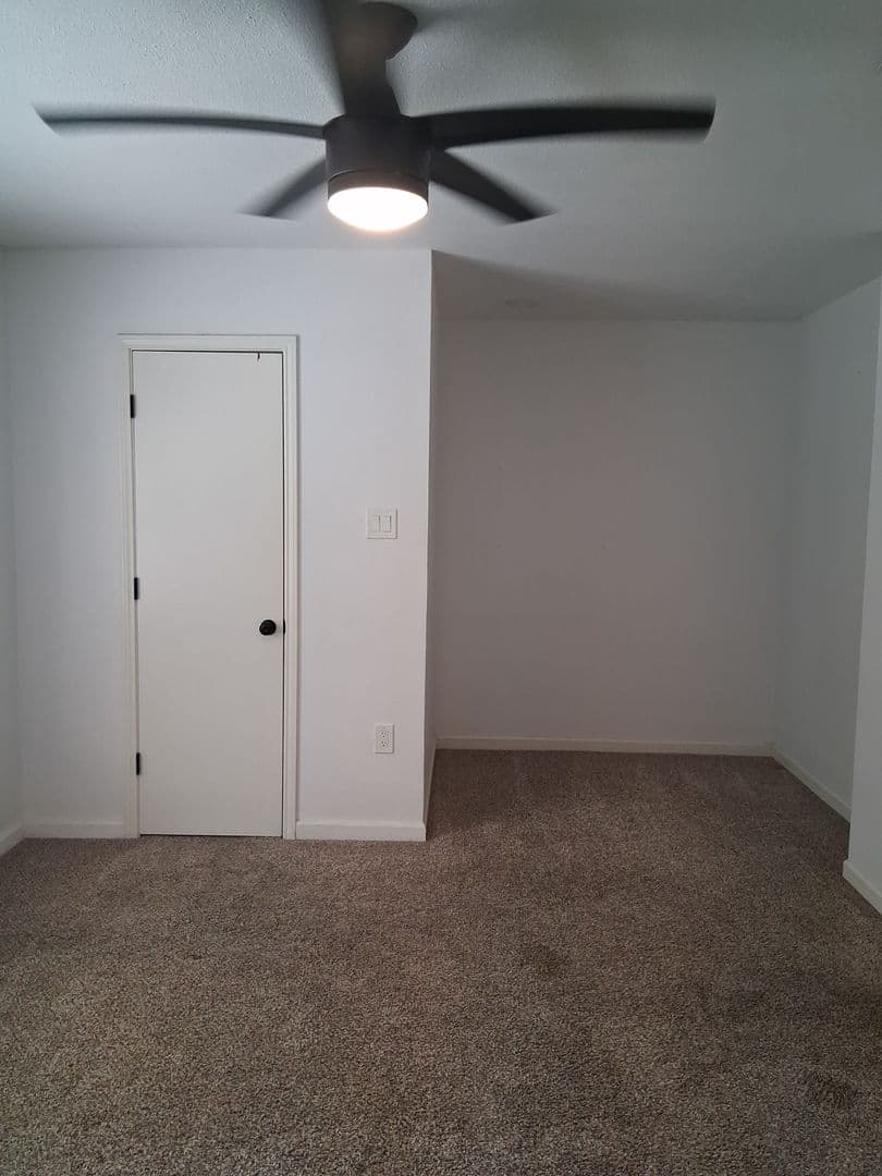 Grapevine House: 1503 Laguna Vista Way