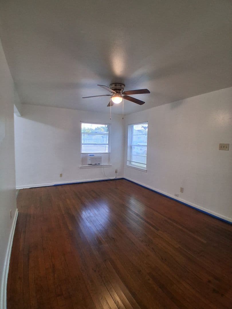 Dallas Apartment: 3019-3021 Avon St.