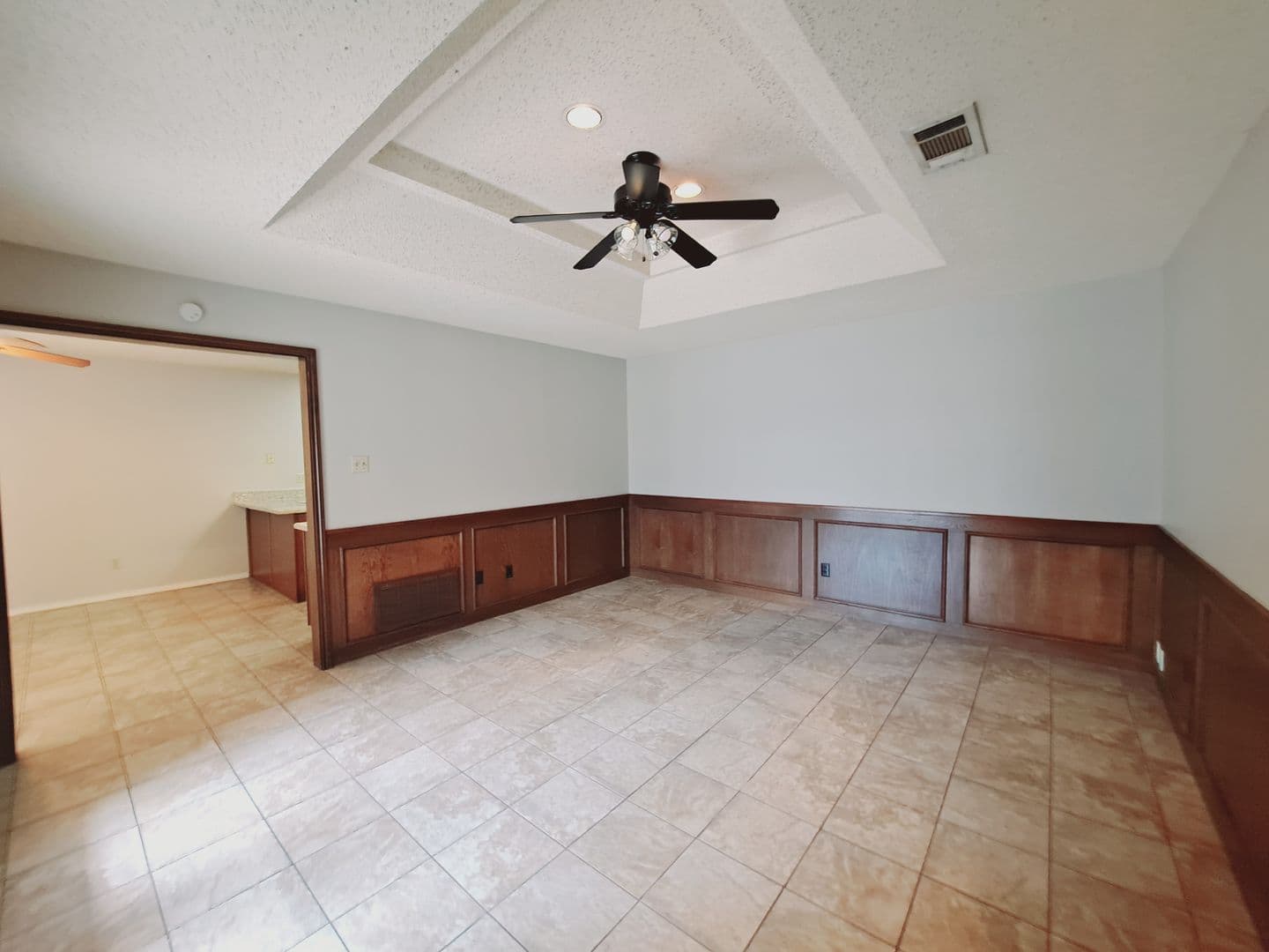 Dallas House: 3917 Saint Christopher Lane