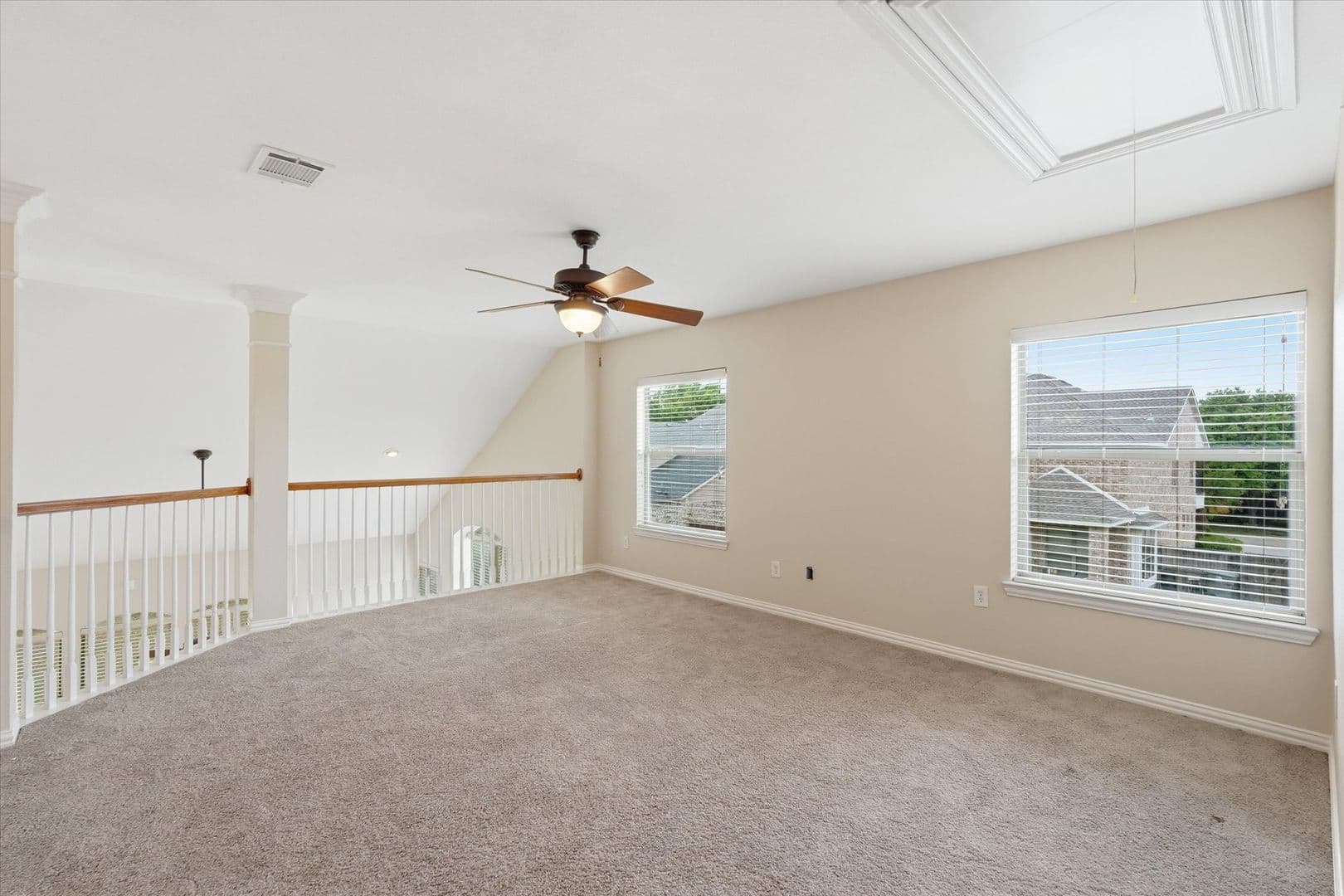 Dallas House: 6716 Prairie Flower Trail
