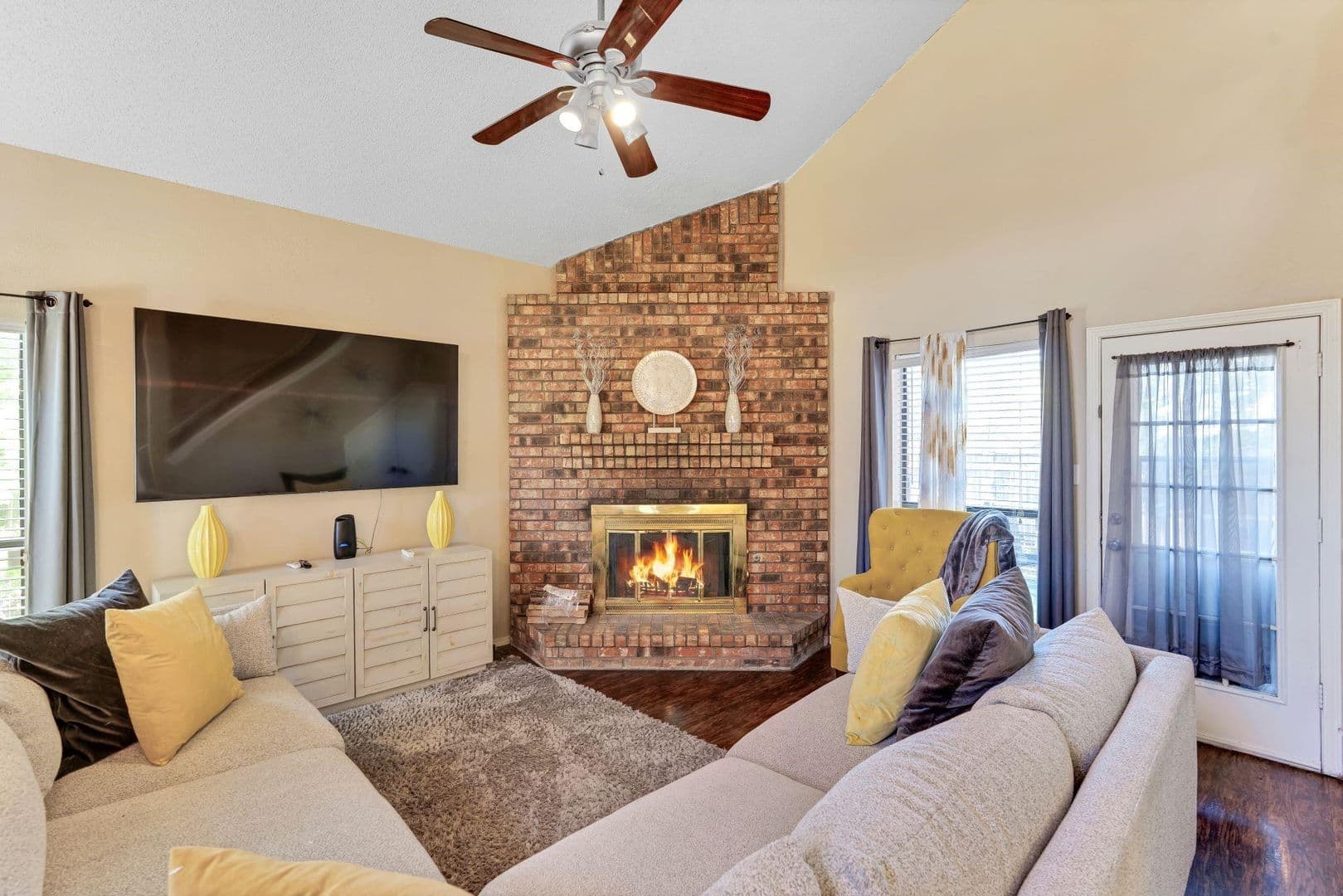 Rowlett House: 4018 Smartt Street
