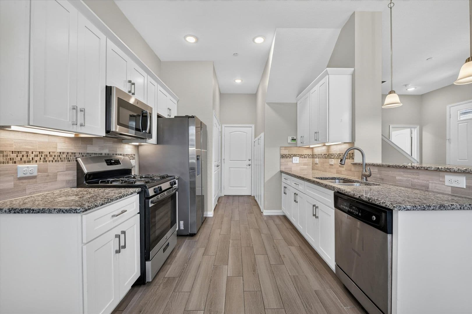 Irving Townhome: 1912 Bethlehem Street