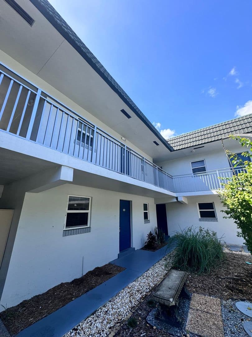 Fort Lauderdale Condo: 1001 SE 16 Street