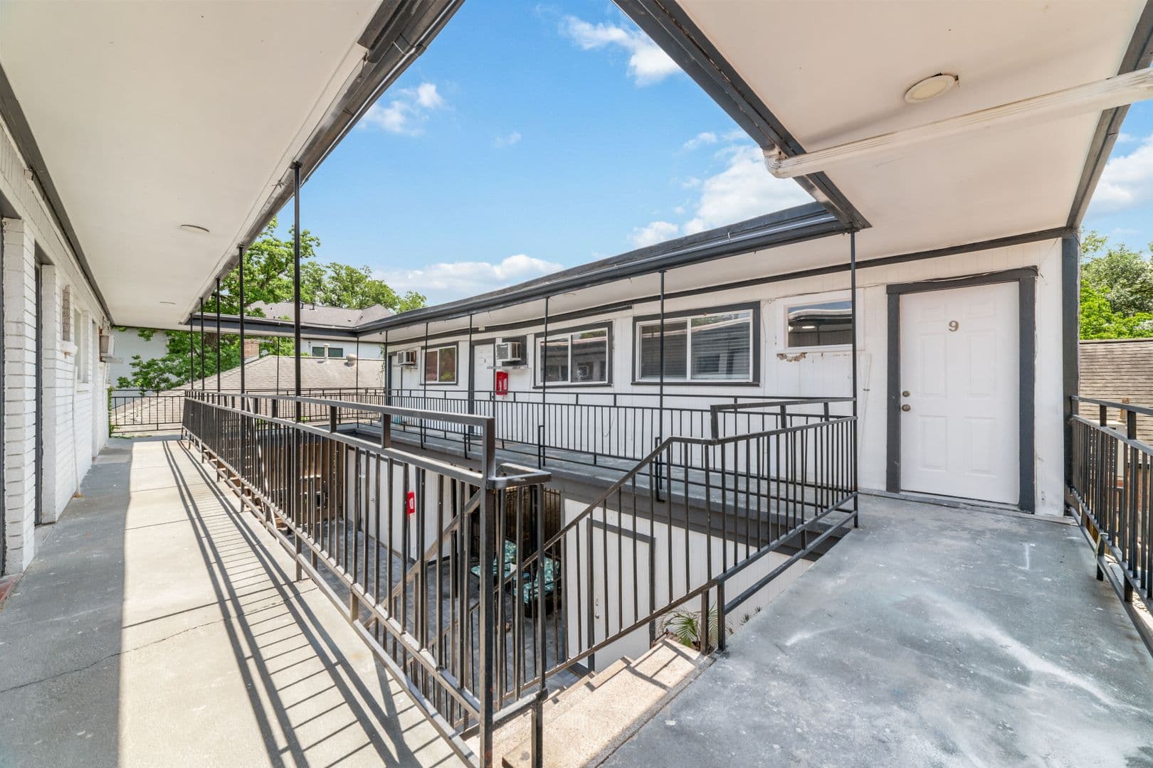 Houston Apartment: 1424 Marshall Street