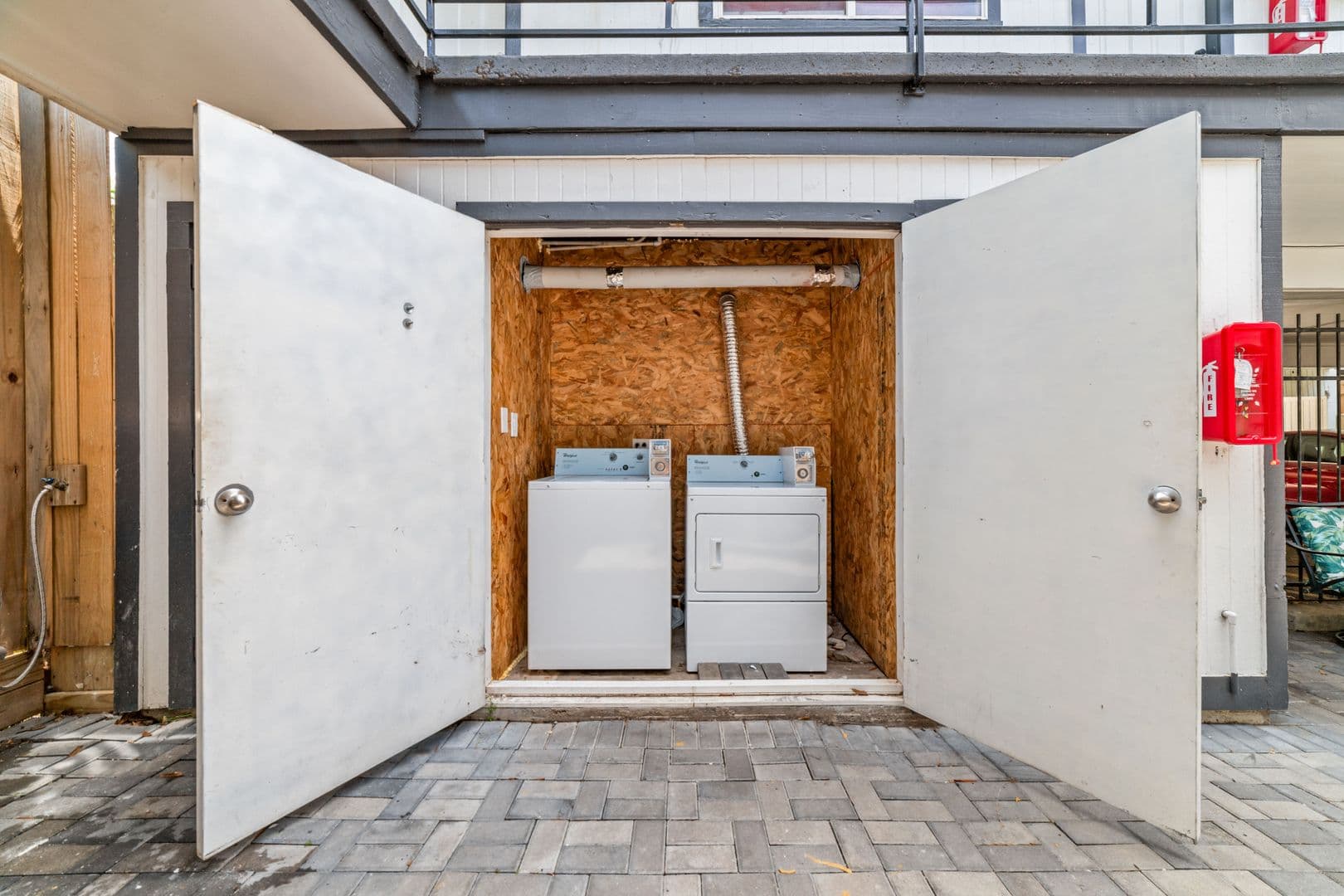 Houston Apartment: 1424 Marshall Street