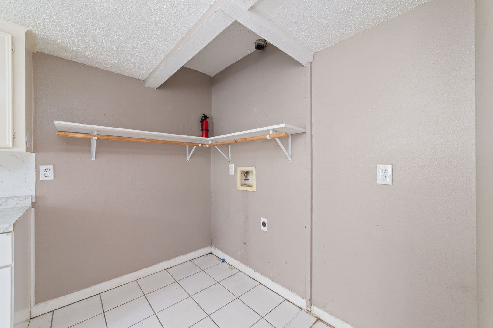 Houston Apartment: 8100 Leonora St
