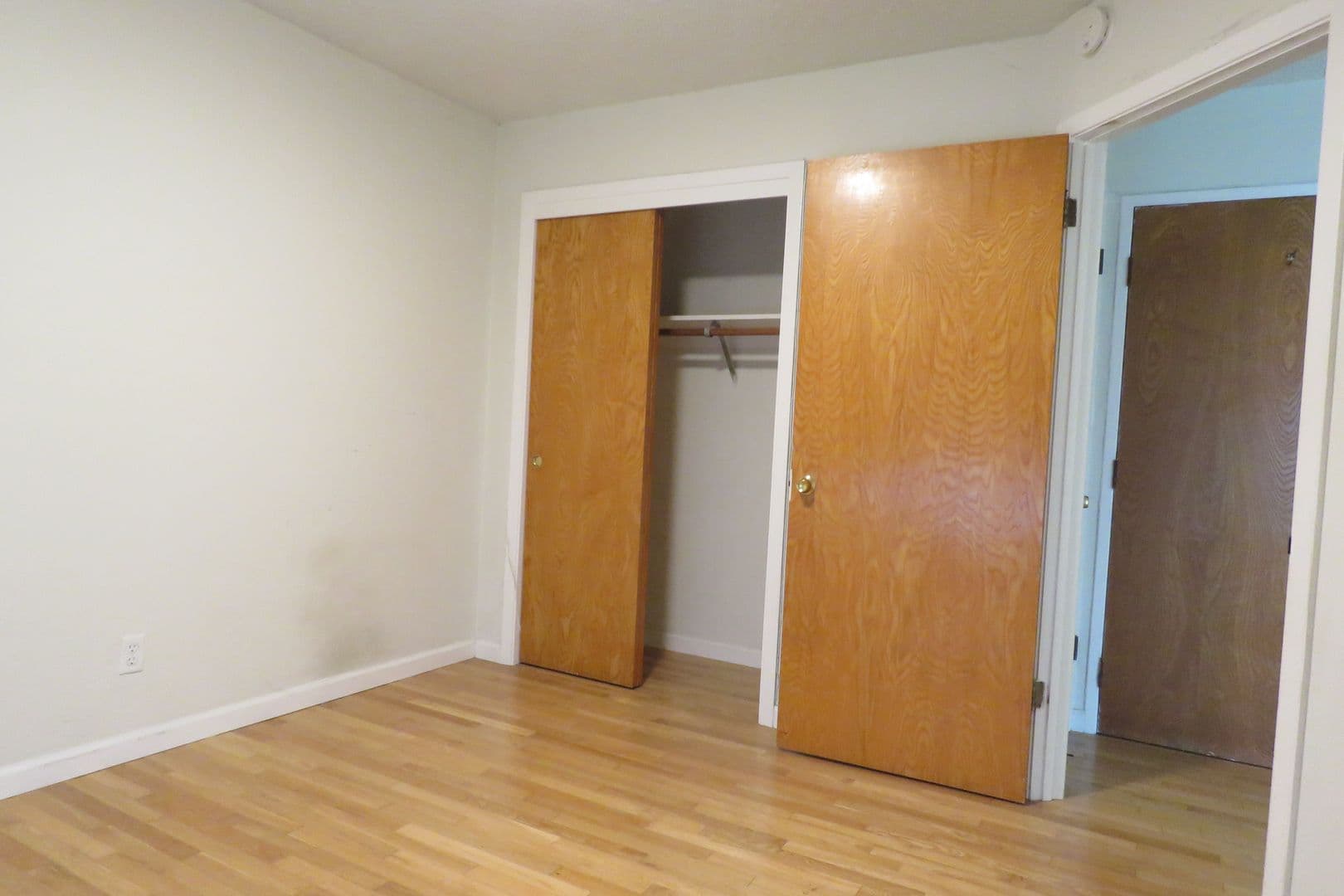 San Francisco Apartment: 130 5th Avenue