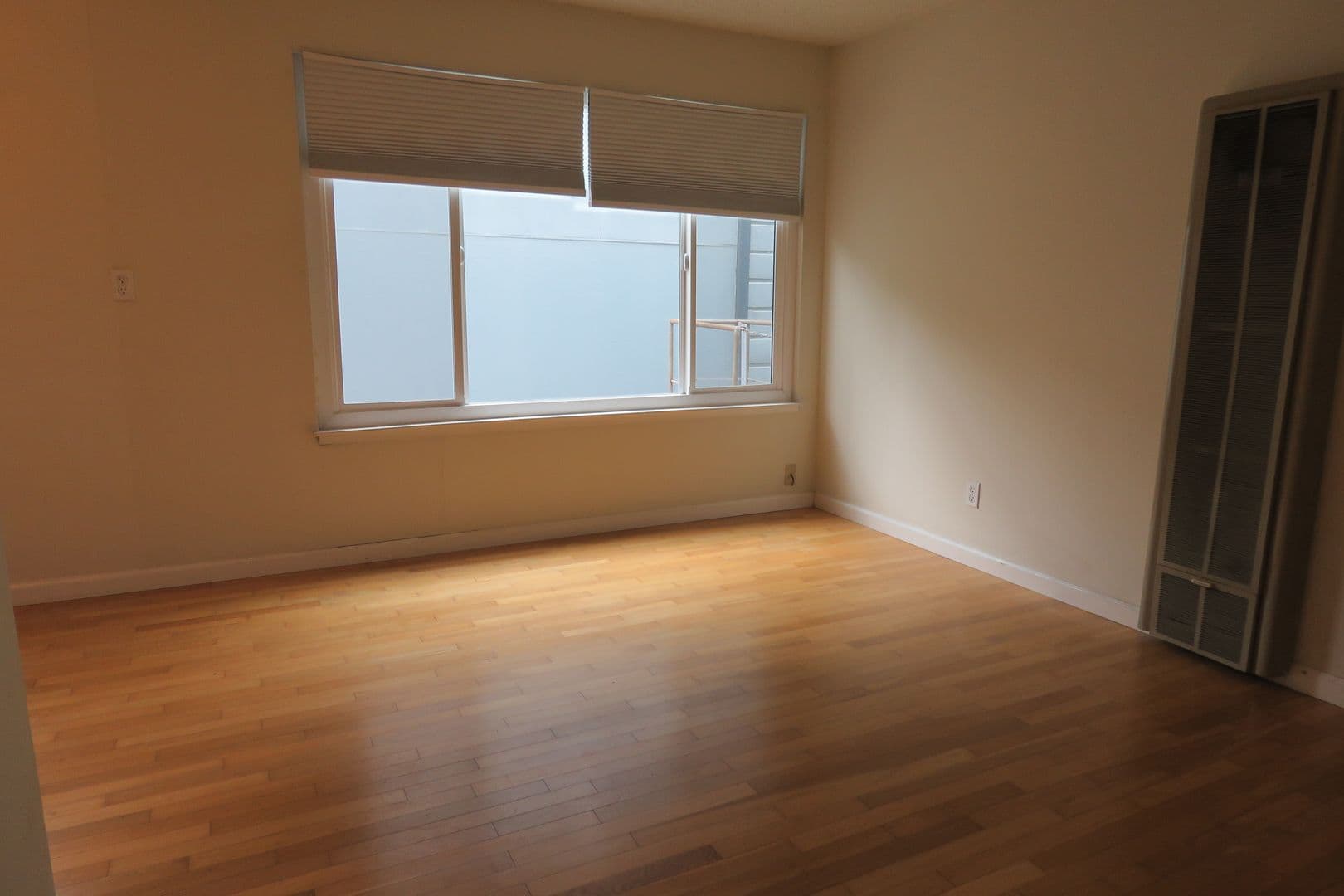 San Francisco Apartment: 130 5th Avenue