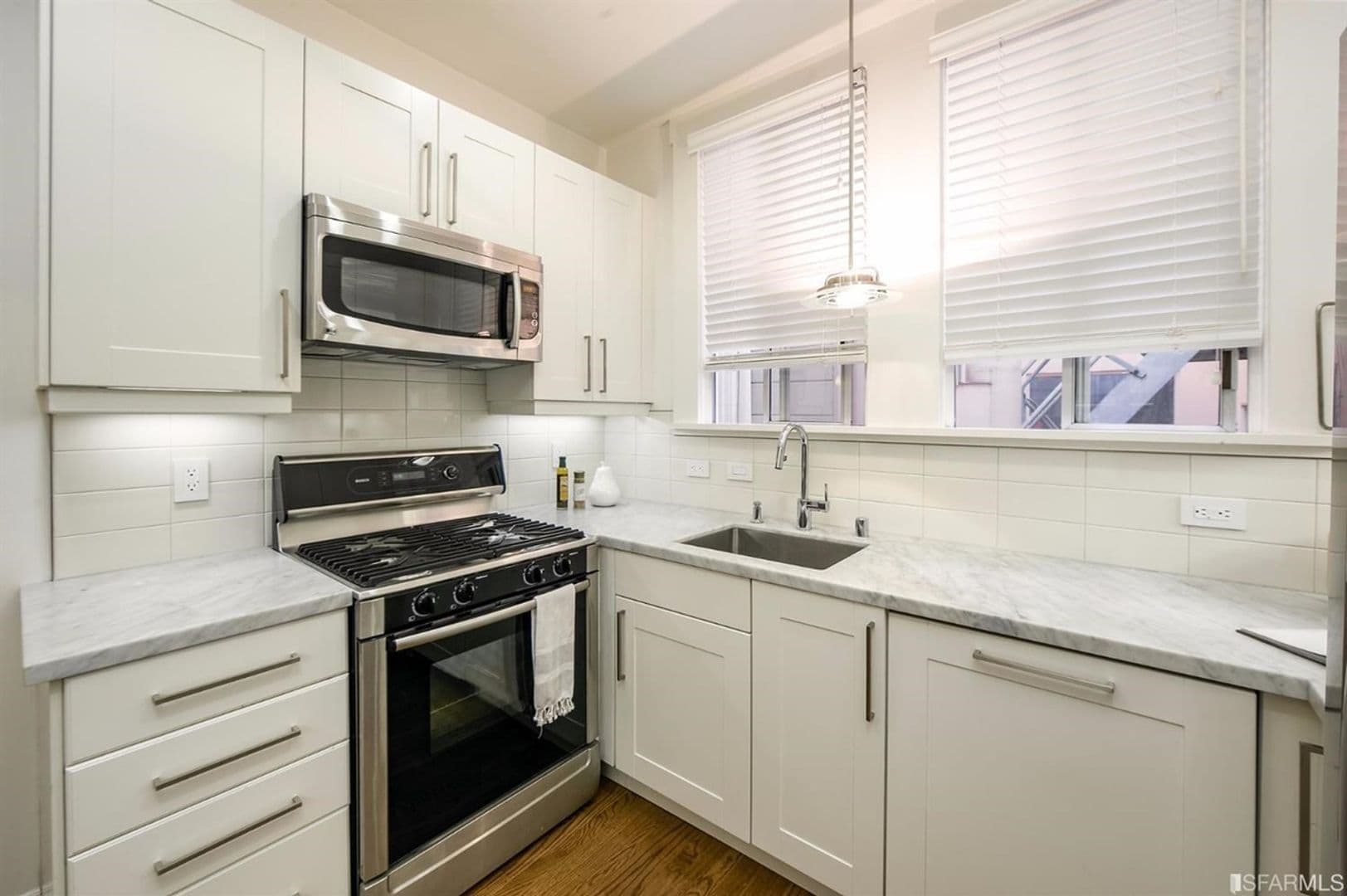 San Francisco Condo: 2415 Lake St