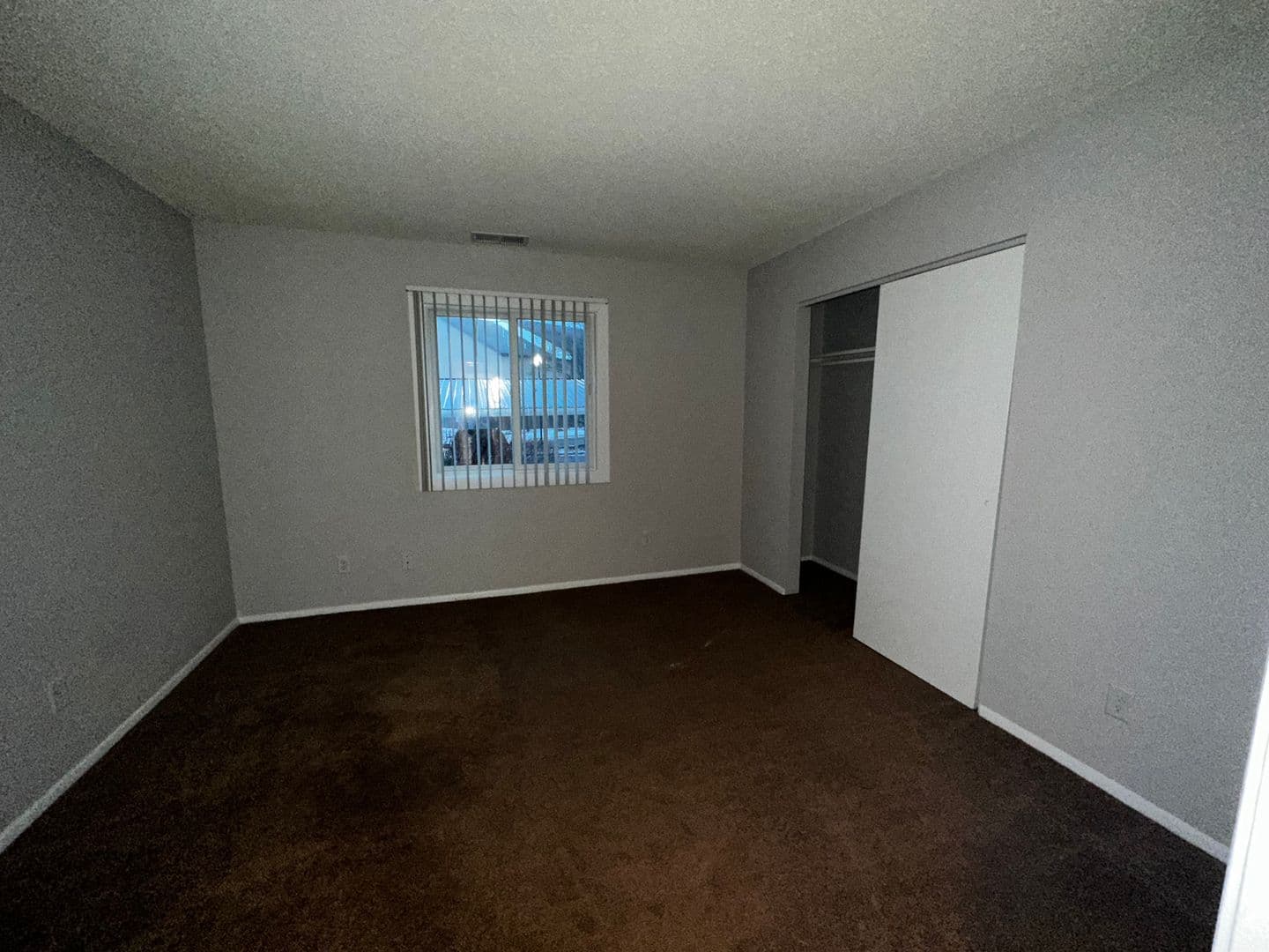 Fort Wayne Apartment: 5810 Meadows Dr.
