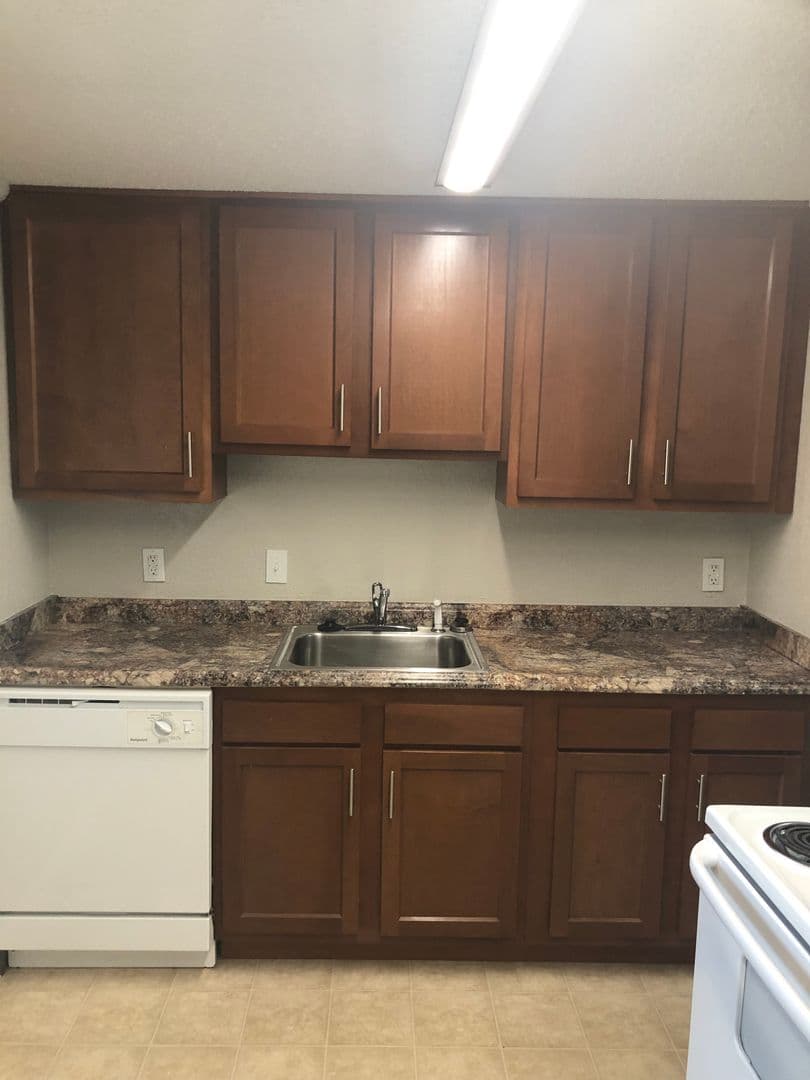Fort Wayne Apartment: 6037 Ullyot Drive